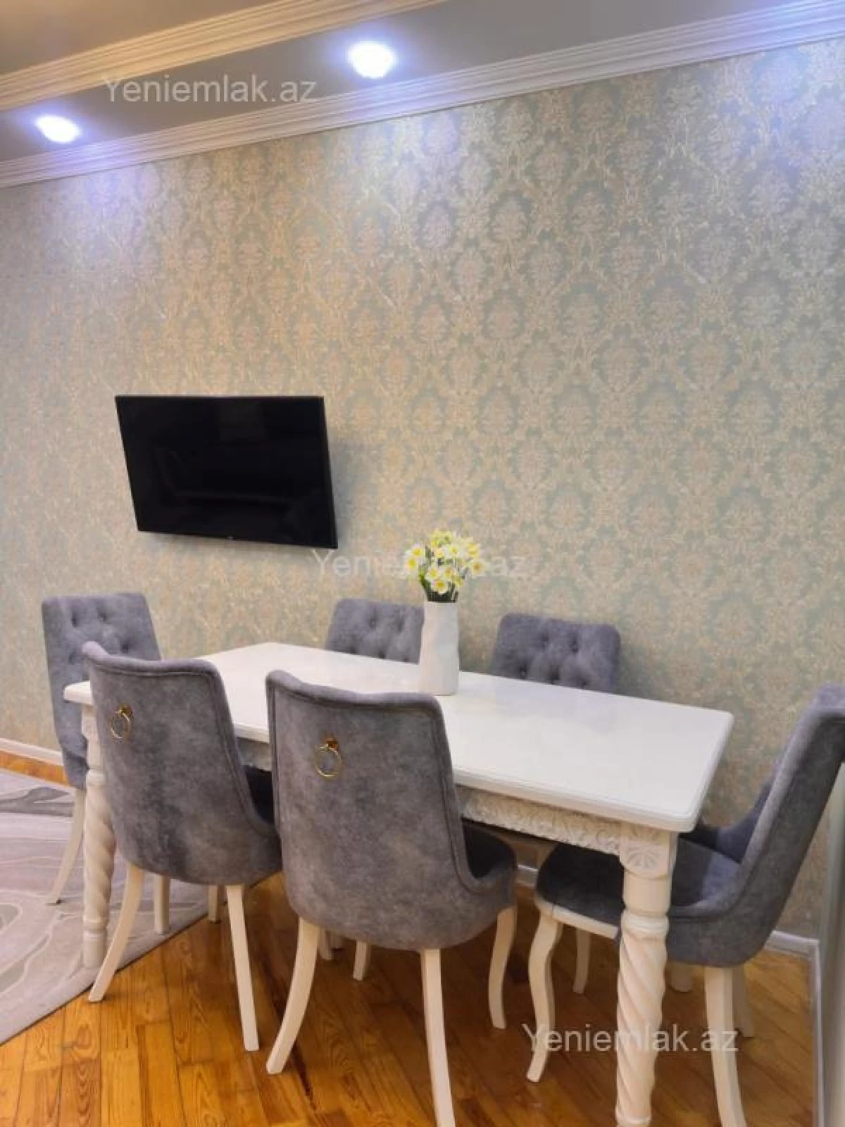 Satılır 2 otaqlı yeni tikili 78 m²