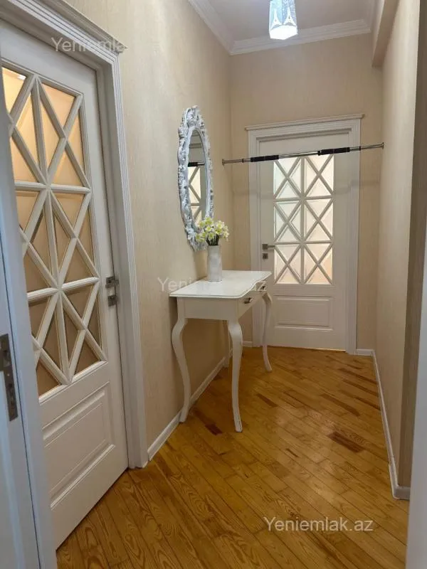 Satılır 2 otaqlı yeni tikili 78 m²