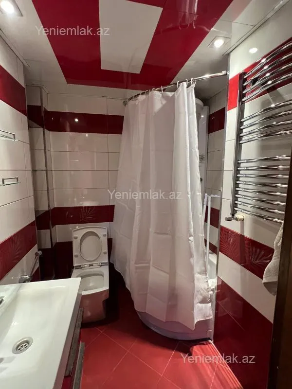 Satılır 3 otaqlı yeni tikili 82 m²