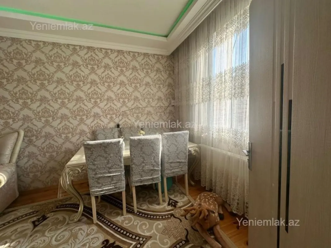 Satılır 3 otaqlı həyət evi 100 m²