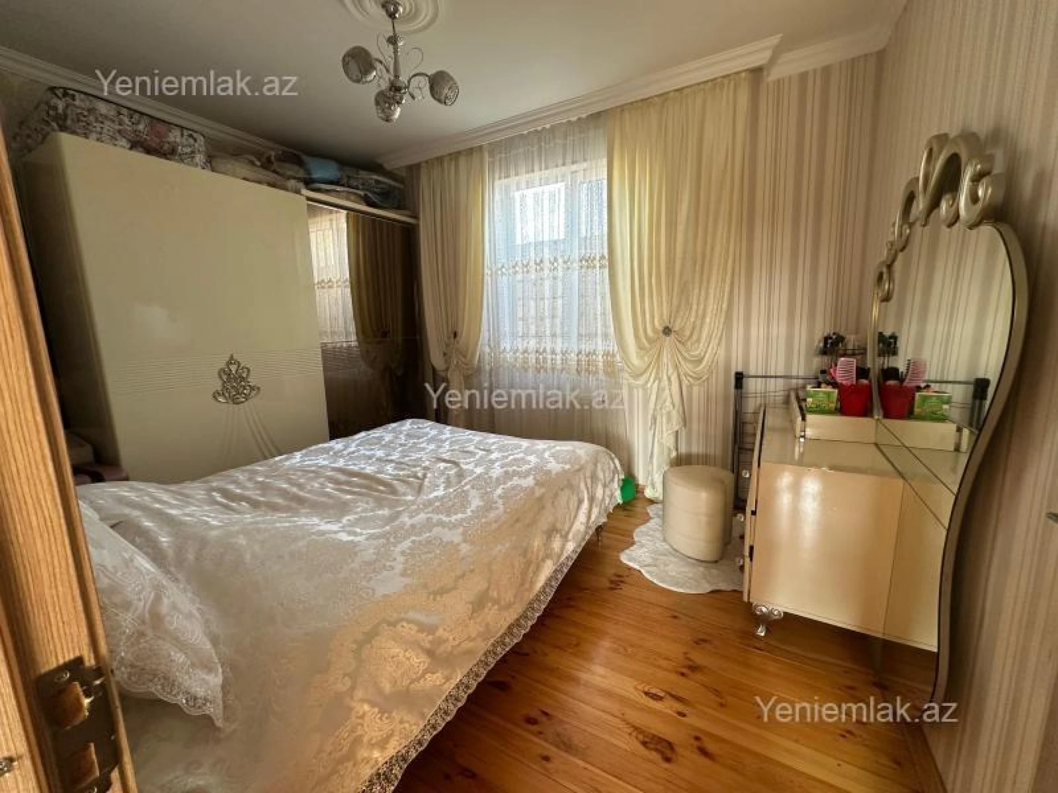 Satılır 3 otaqlı həyət evi 100 m²