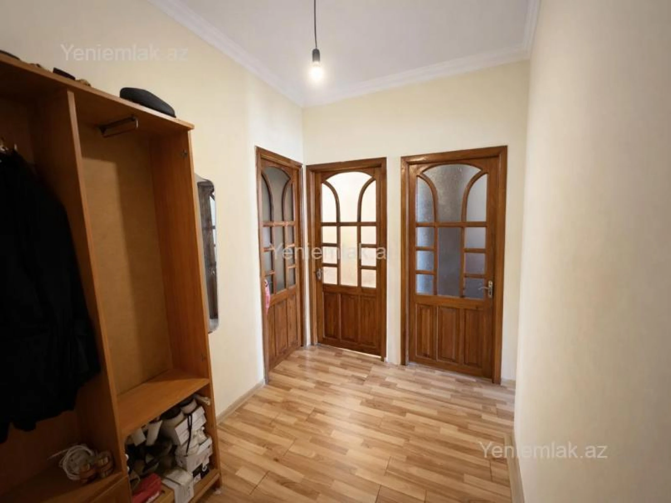 Satılır 3 otaqlı köhnə tikili 85 m²