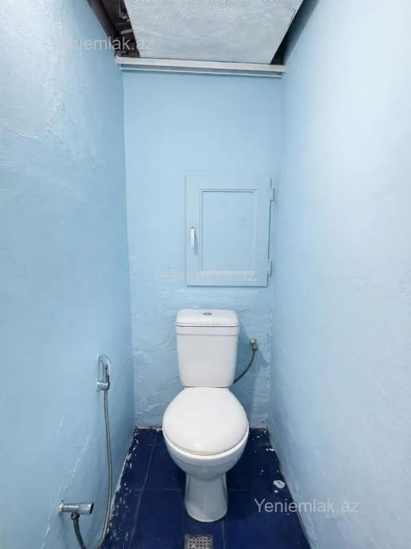 Satılır 3 otaqlı köhnə tikili 85 m²