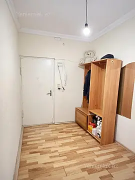 Satılır 3 otaqlı köhnə tikili 85 m²