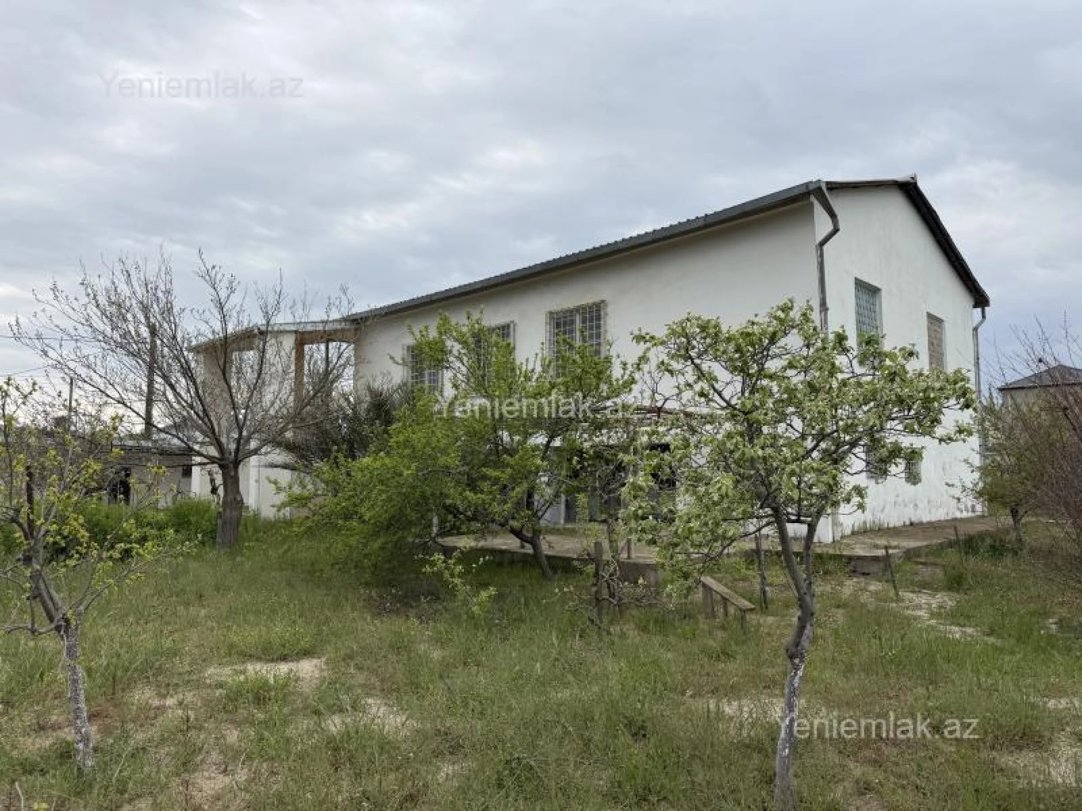 Satılır 4 otaqlı həyət evi 150 m²