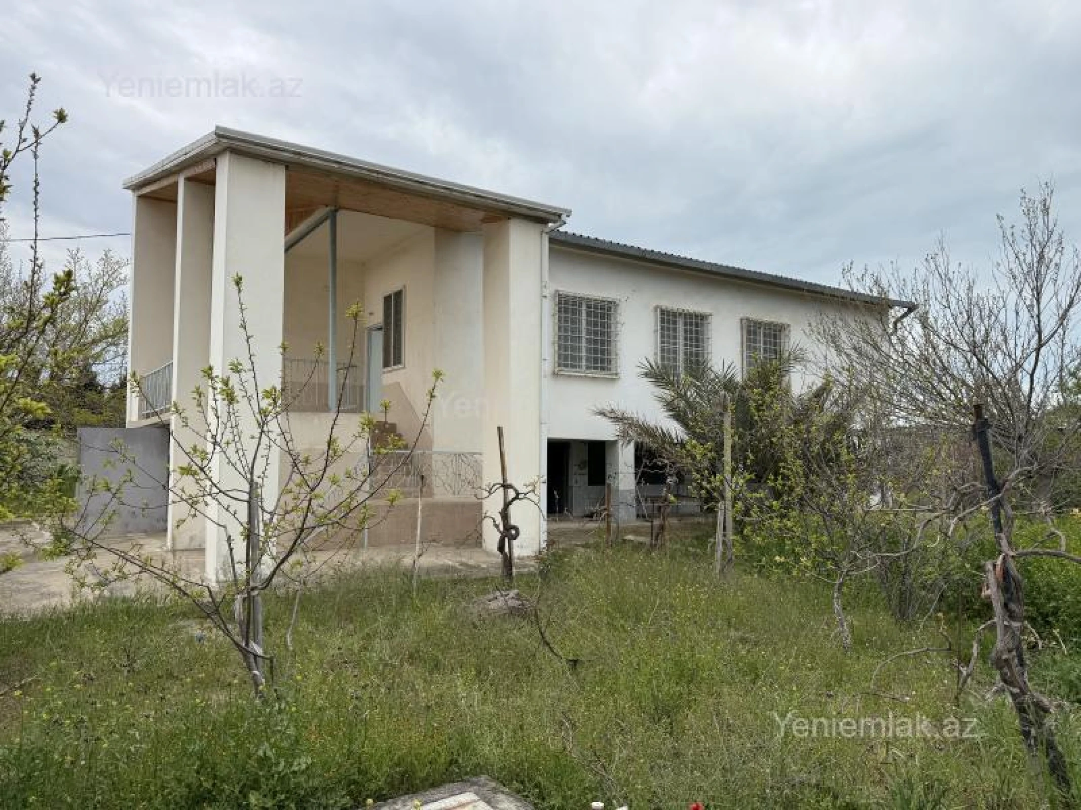 Satılır 4 otaqlı həyət evi 150 m²