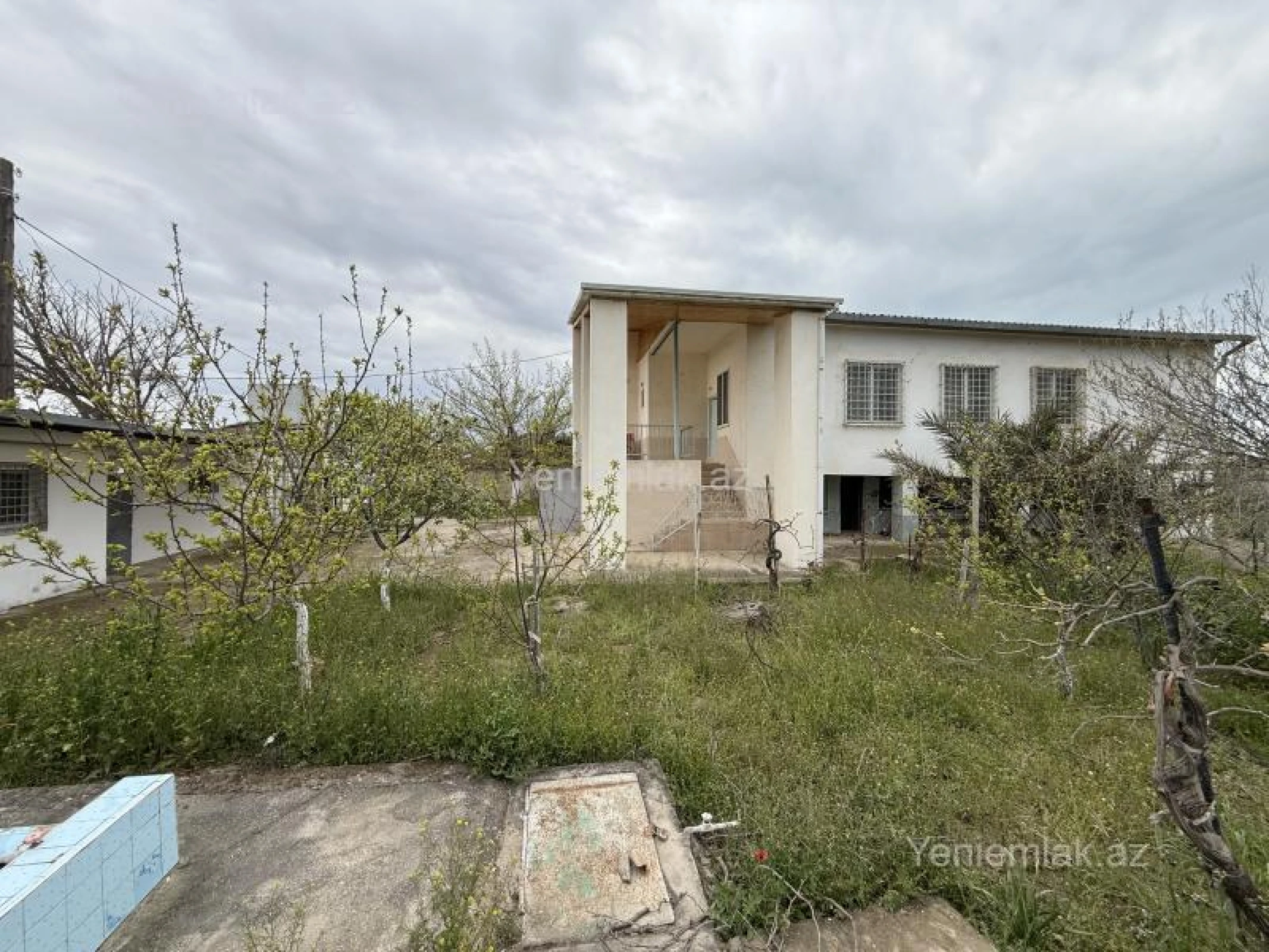Satılır 4 otaqlı həyət evi 150 m²