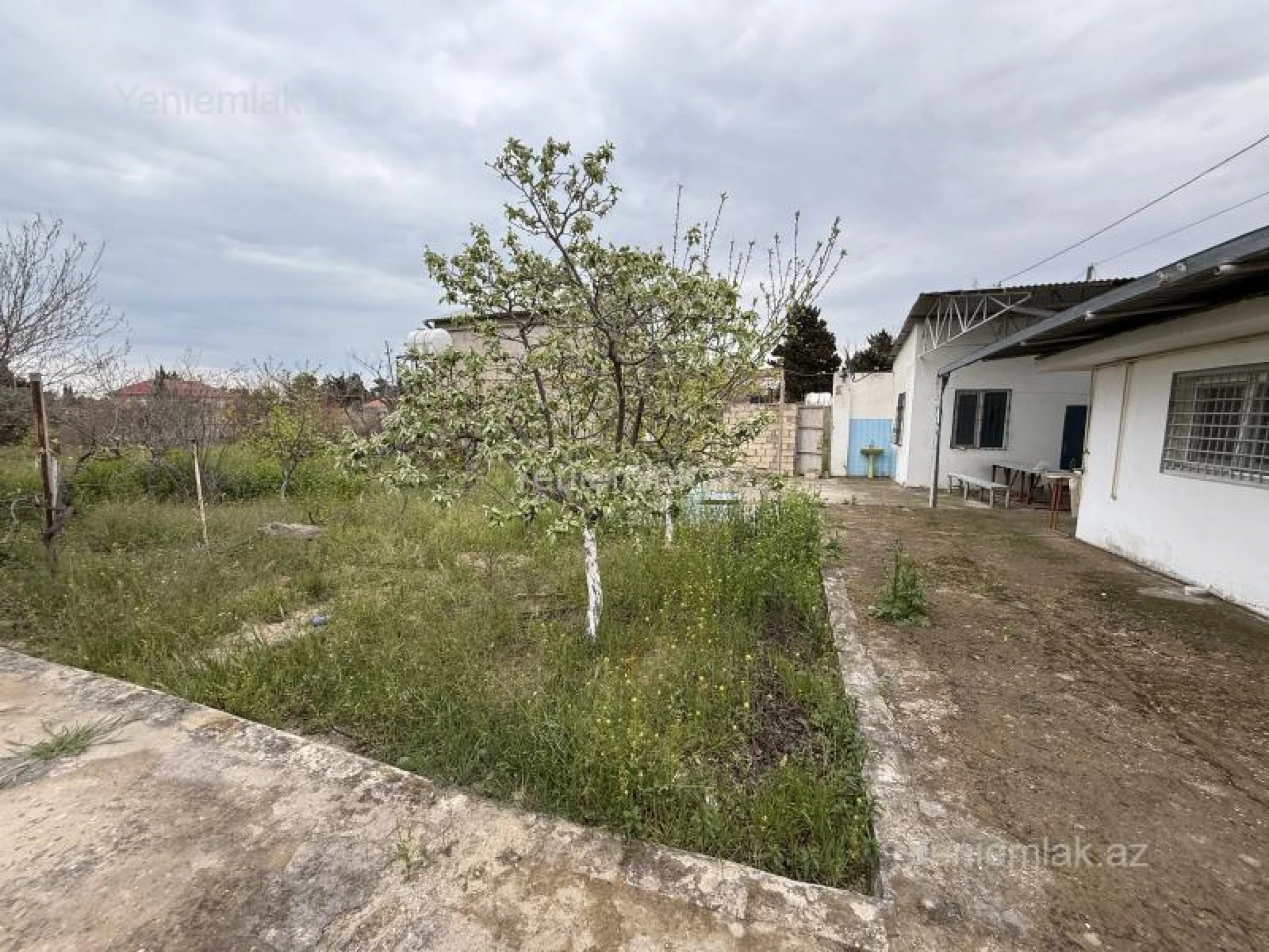 Satılır 4 otaqlı həyət evi 150 m²