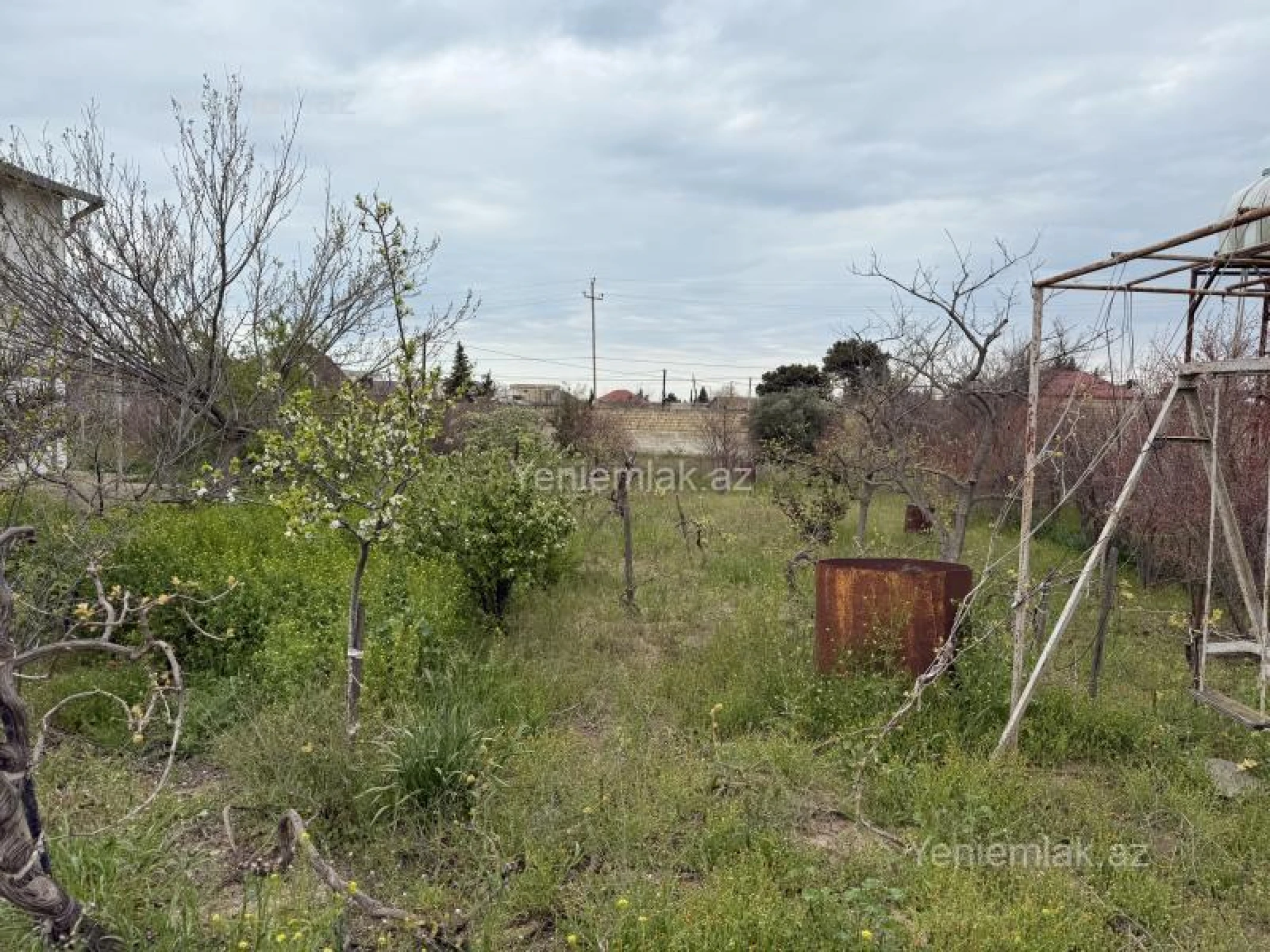 Satılır 4 otaqlı həyət evi 150 m²