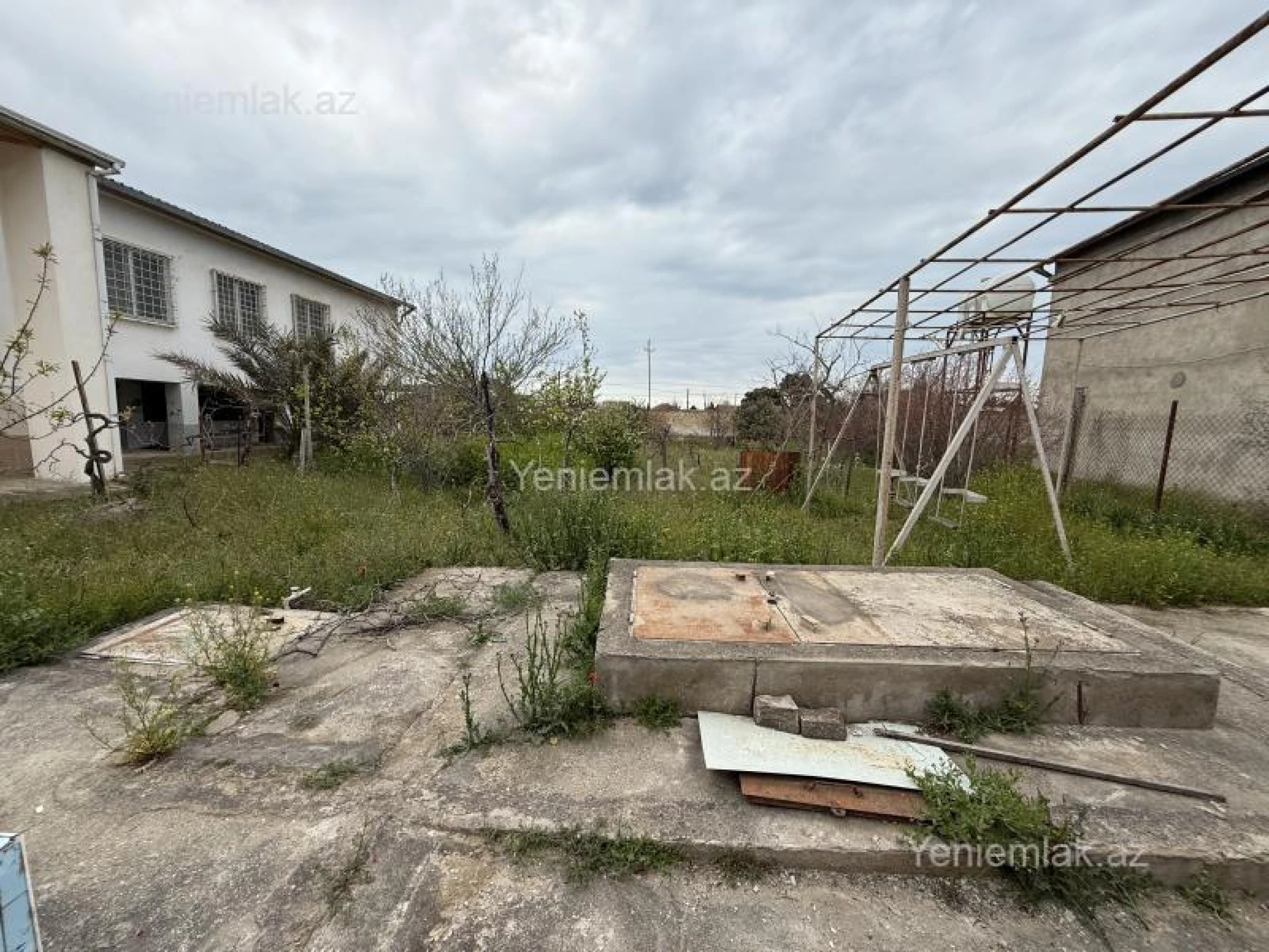 Satılır 4 otaqlı həyət evi 150 m²