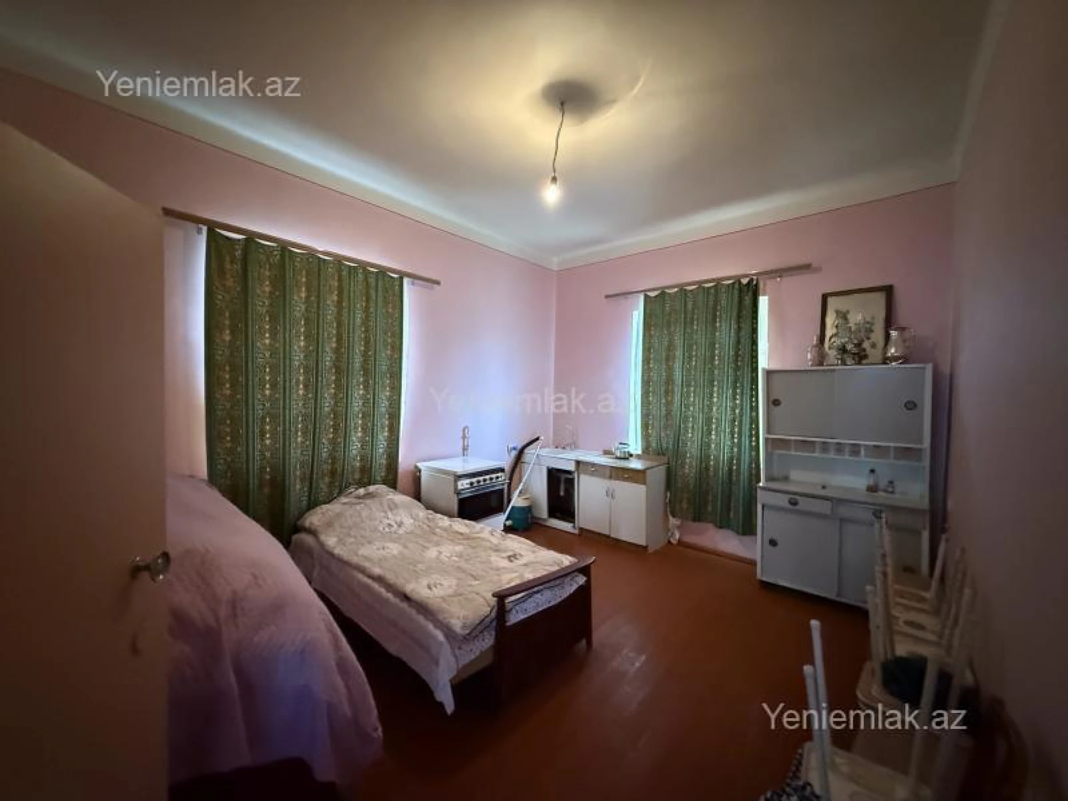 Satılır 4 otaqlı həyət evi 150 m²
