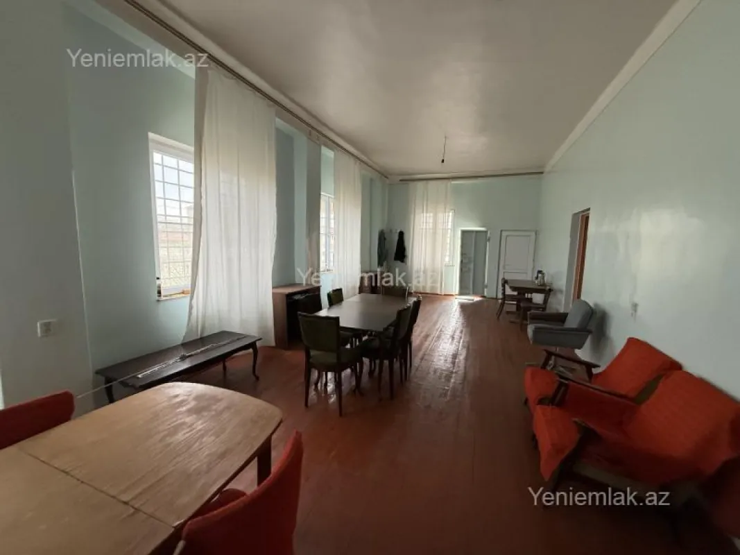 Satılır 4 otaqlı həyət evi 150 m²