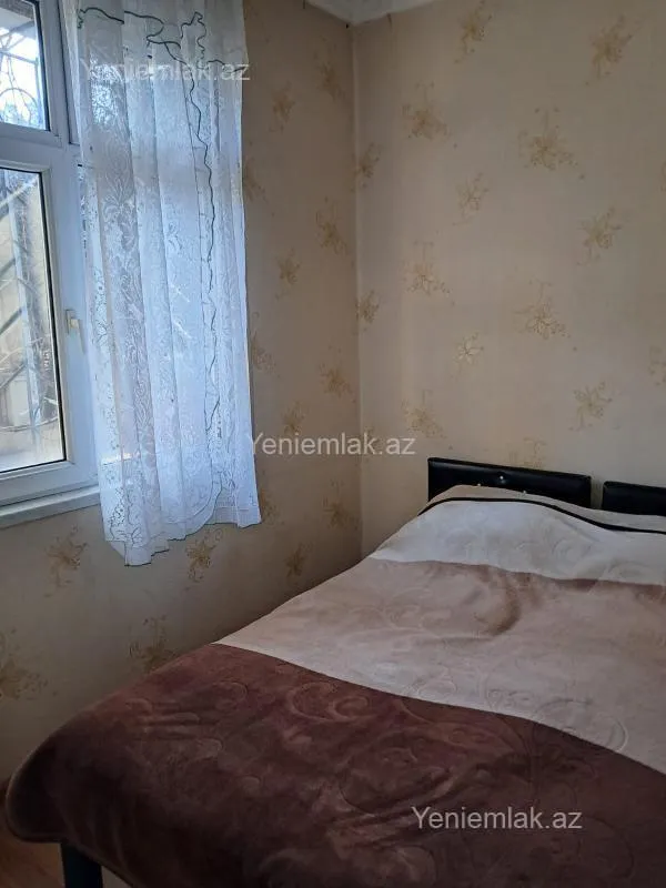 Satılır 2 otaqlı köhnə tikili 35 m²