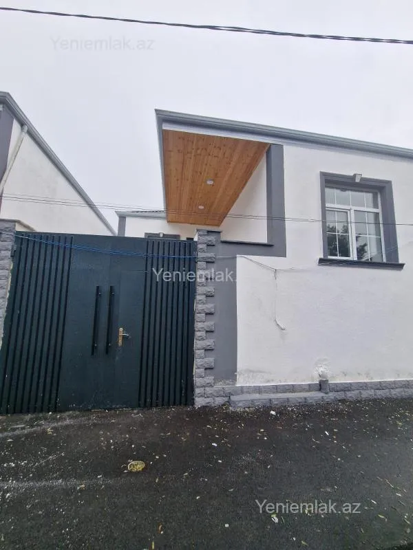 Satılır 3 otaqlı həyət evi 82 m²