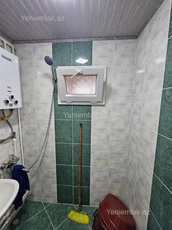 Satılır 2 otaqlı köhnə tikili 44 m²
