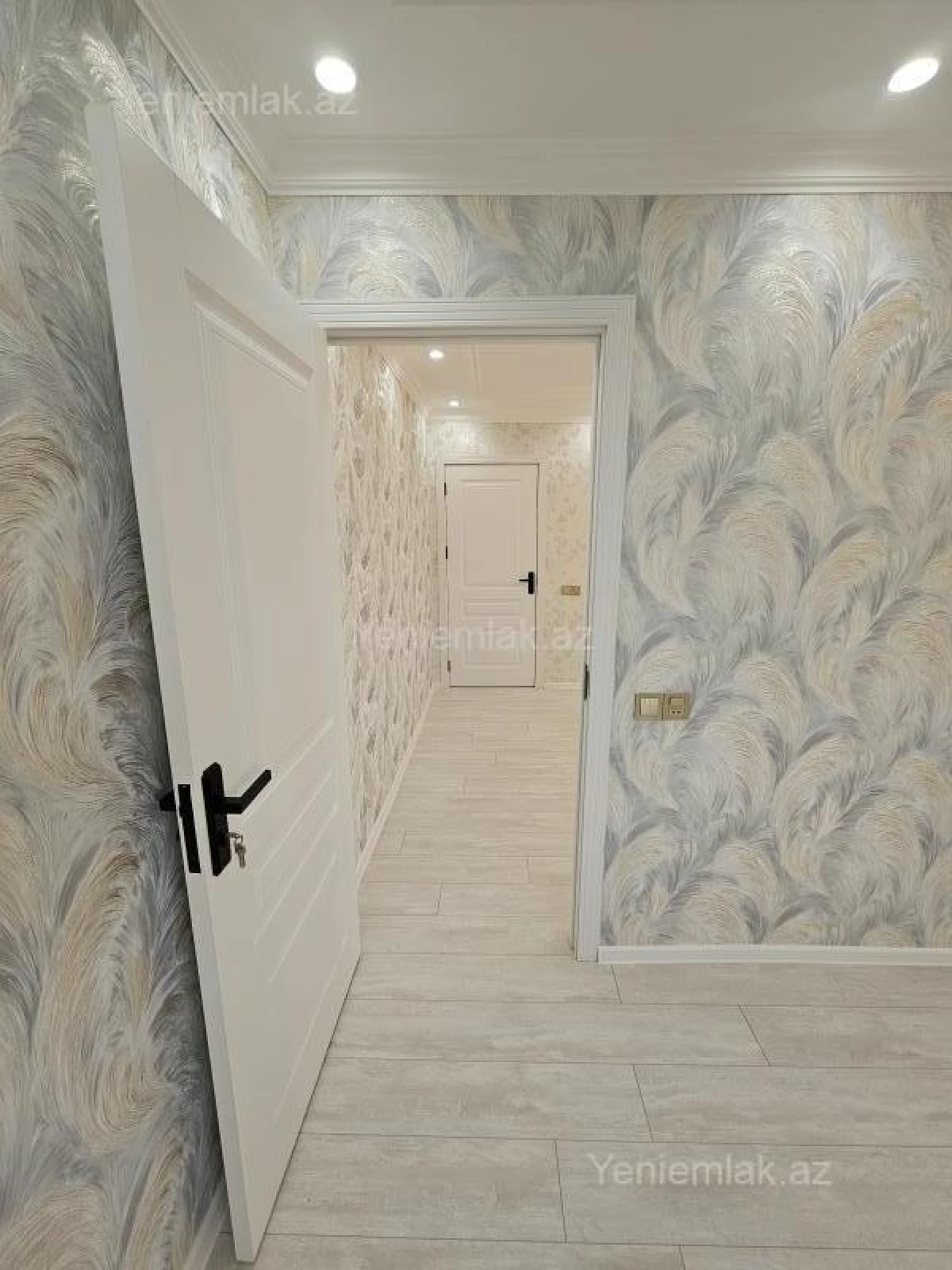 Satılır 2 otaqlı köhnə tikili 44 m²