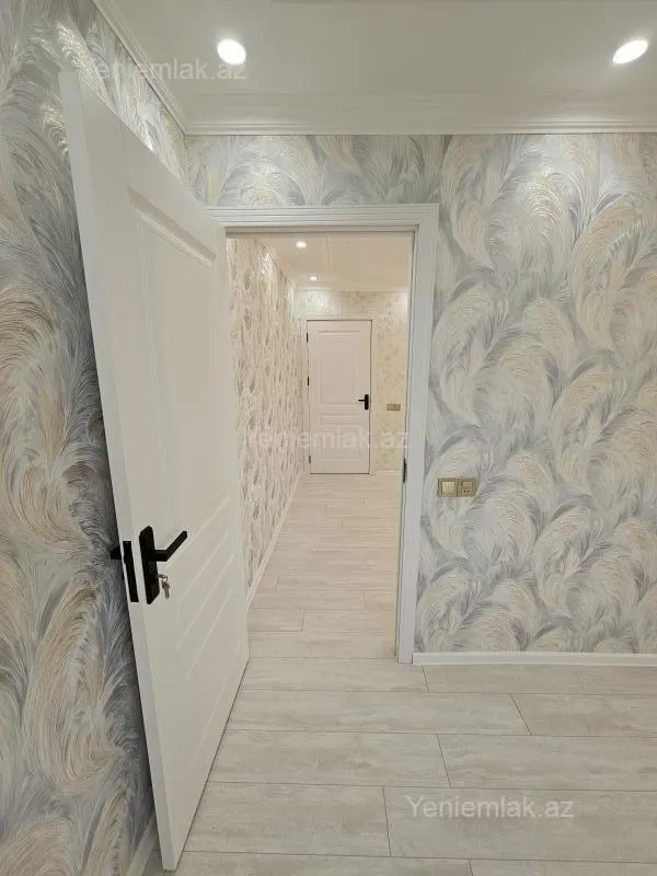 Satılır 2 otaqlı köhnə tikili 44 m²