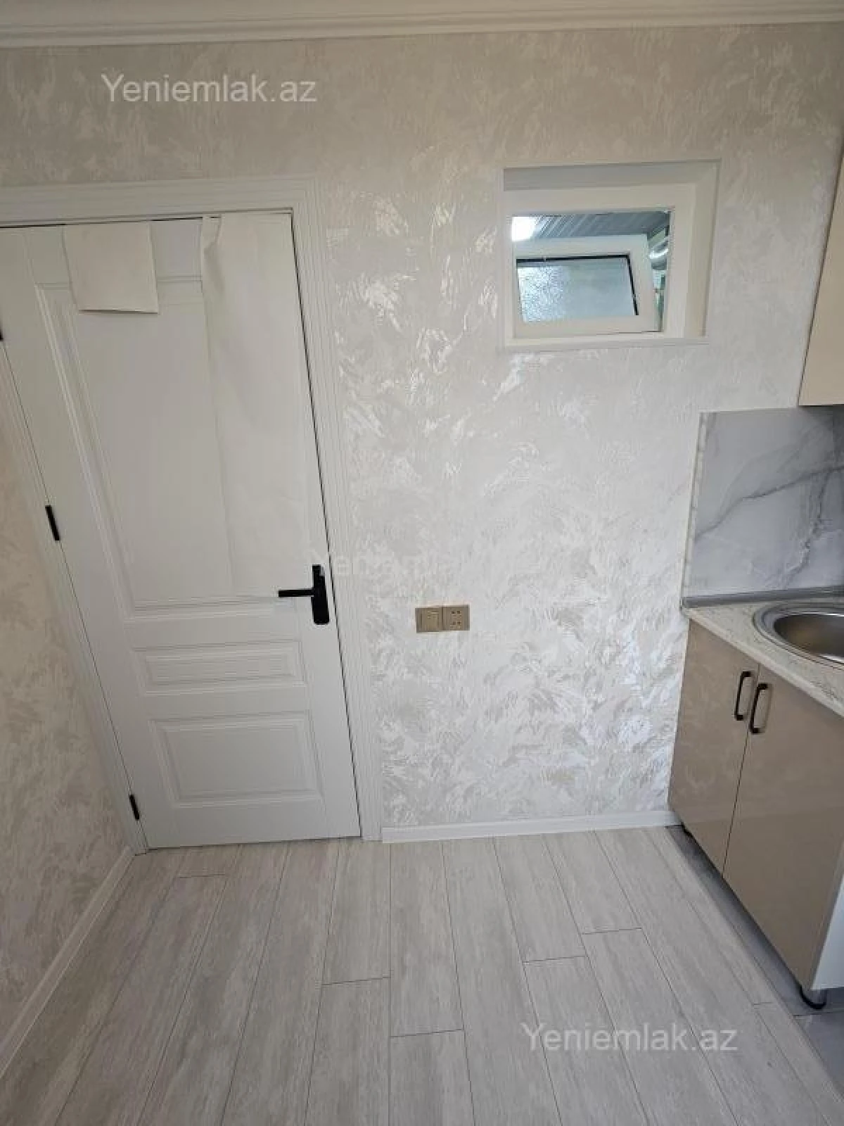 Satılır 2 otaqlı köhnə tikili 44 m²