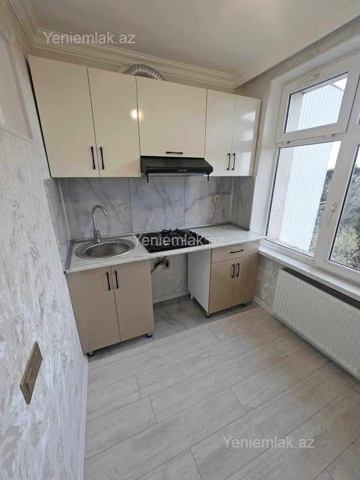 Satılır 2 otaqlı köhnə tikili 44 m²
