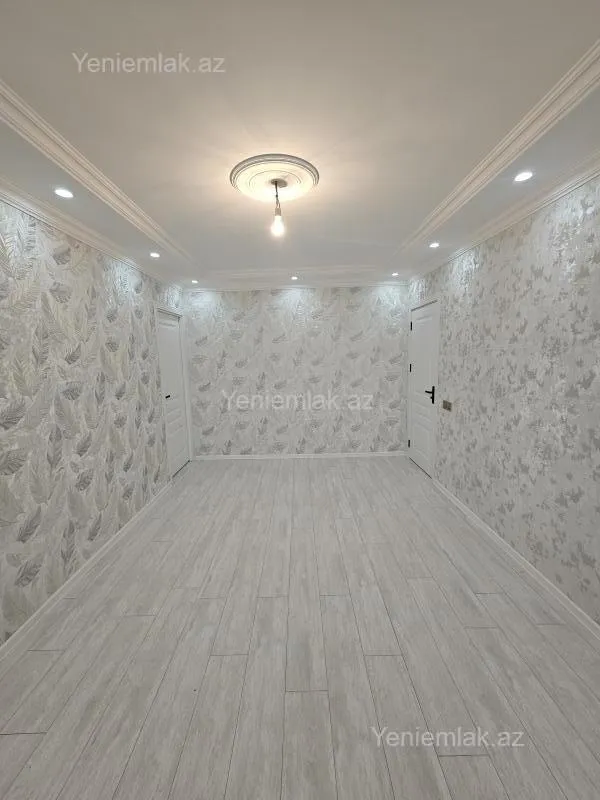 Satılır 2 otaqlı köhnə tikili 44 m²