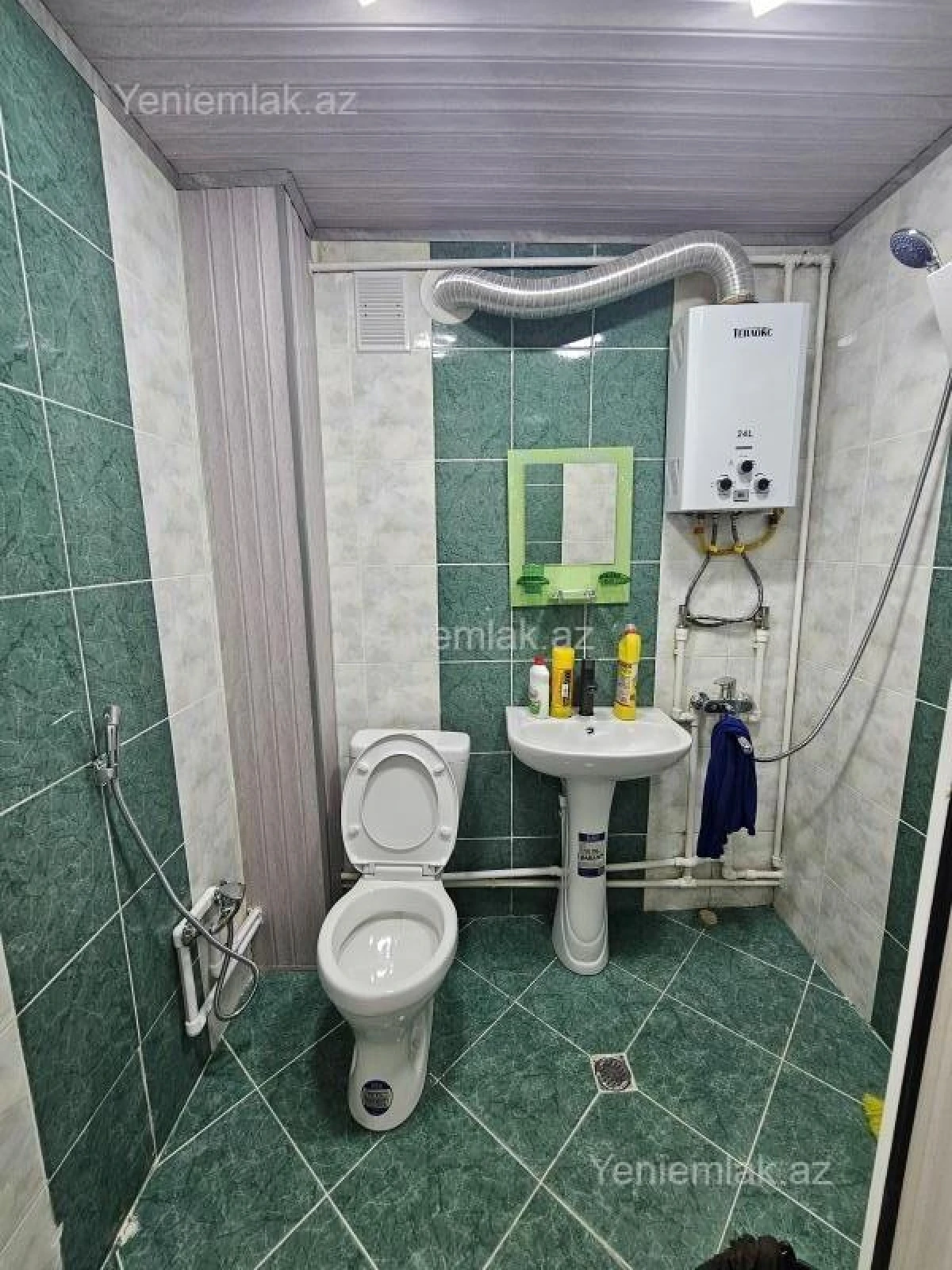 Satılır 2 otaqlı köhnə tikili 44 m²