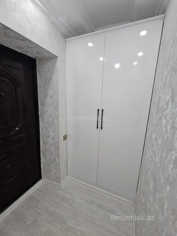 Satılır 2 otaqlı köhnə tikili 44 m²