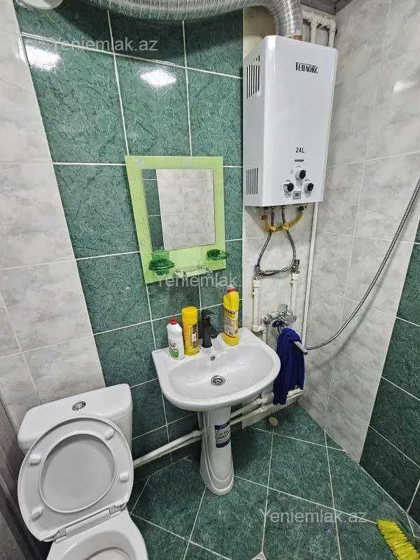 Satılır 2 otaqlı köhnə tikili 44 m²