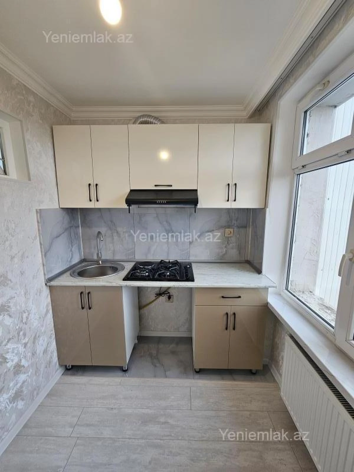 Satılır 2 otaqlı köhnə tikili 44 m²