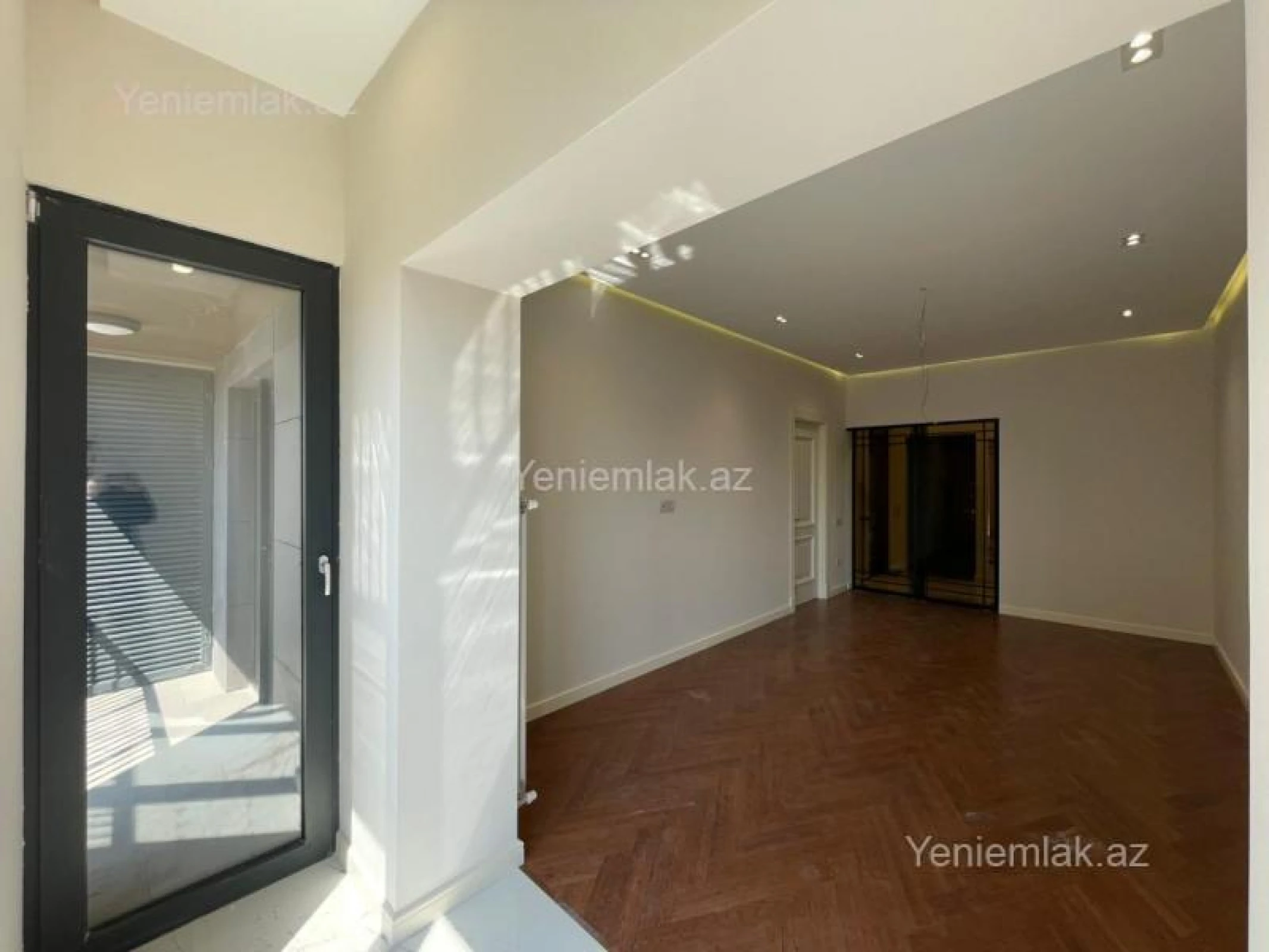 Satılır 2 otaqlı yeni tikili 68 m²