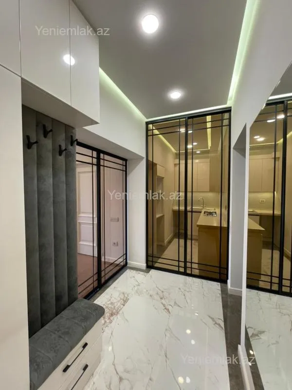 Satılır 2 otaqlı yeni tikili 68 m²