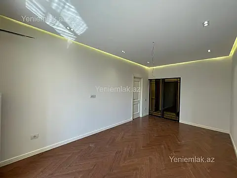 Satılır 2 otaqlı yeni tikili 68 m²