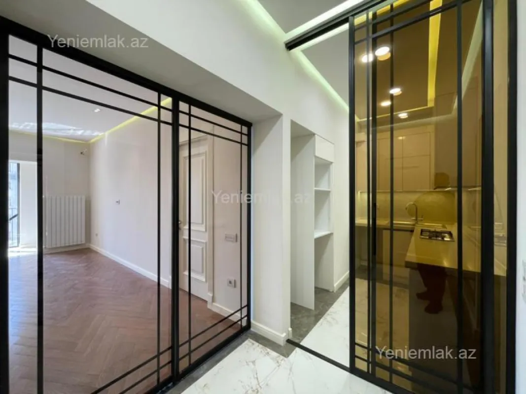 Satılır 2 otaqlı yeni tikili 68 m²