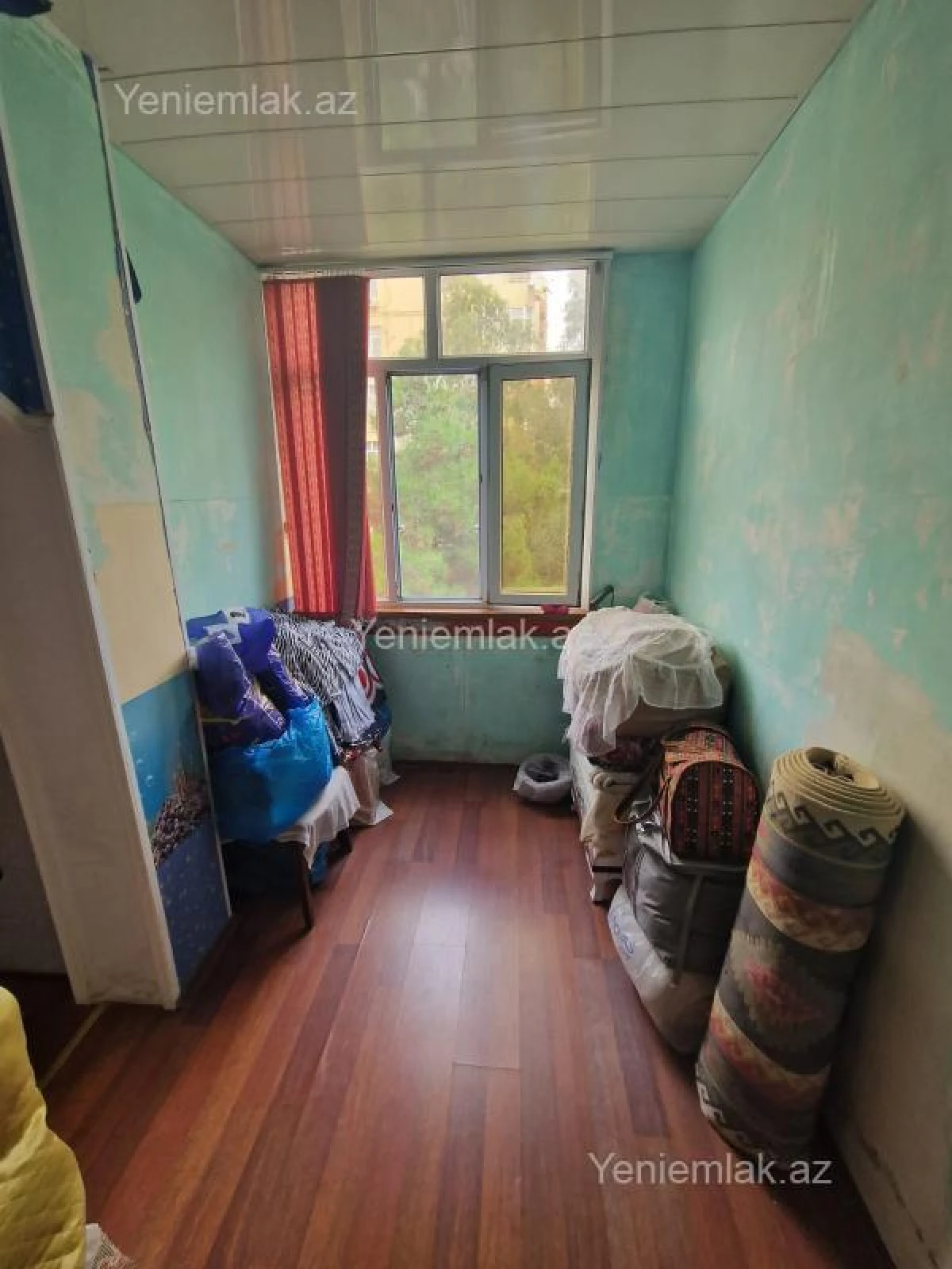 Satılır 3 otaqlı köhnə tikili 105 m²