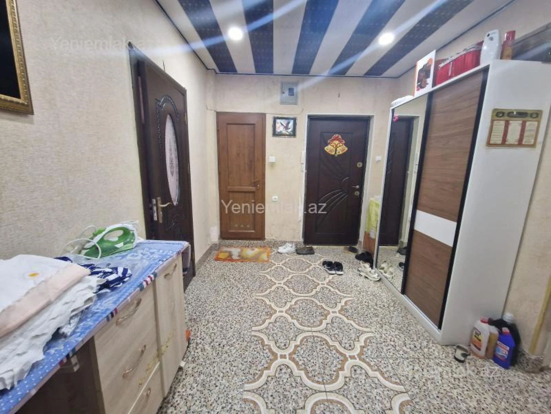 Satılır 3 otaqlı köhnə tikili 105 m²
