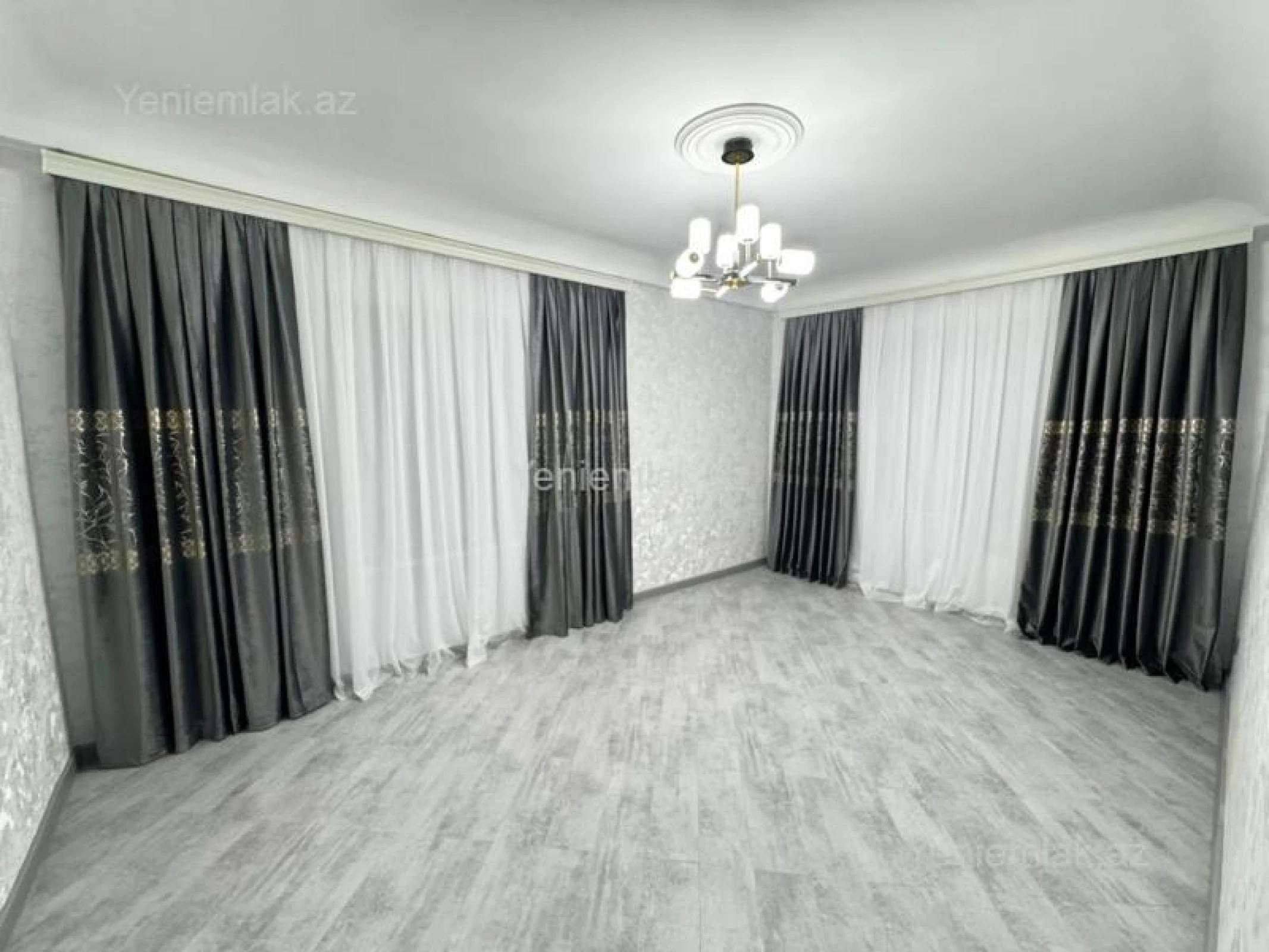 Satılır 2 otaqlı köhnə tikili 55 m²