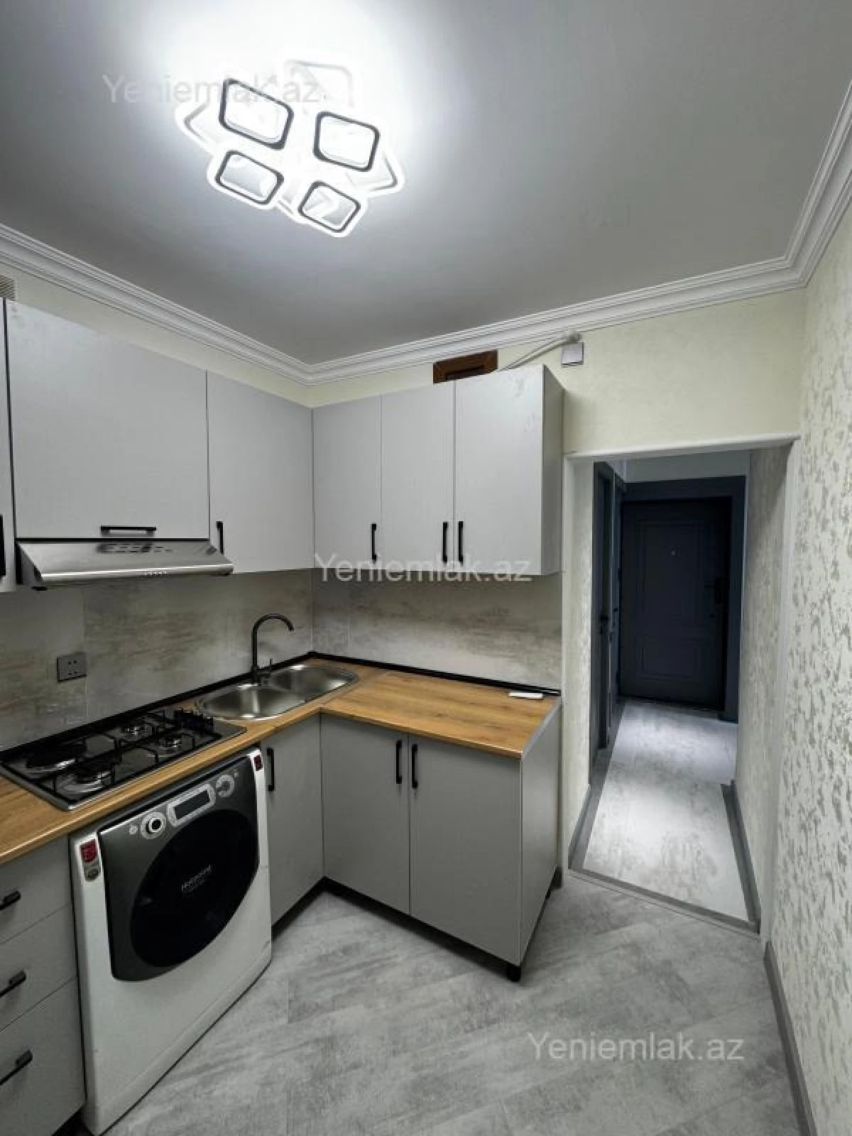 Satılır 2 otaqlı köhnə tikili 55 m²