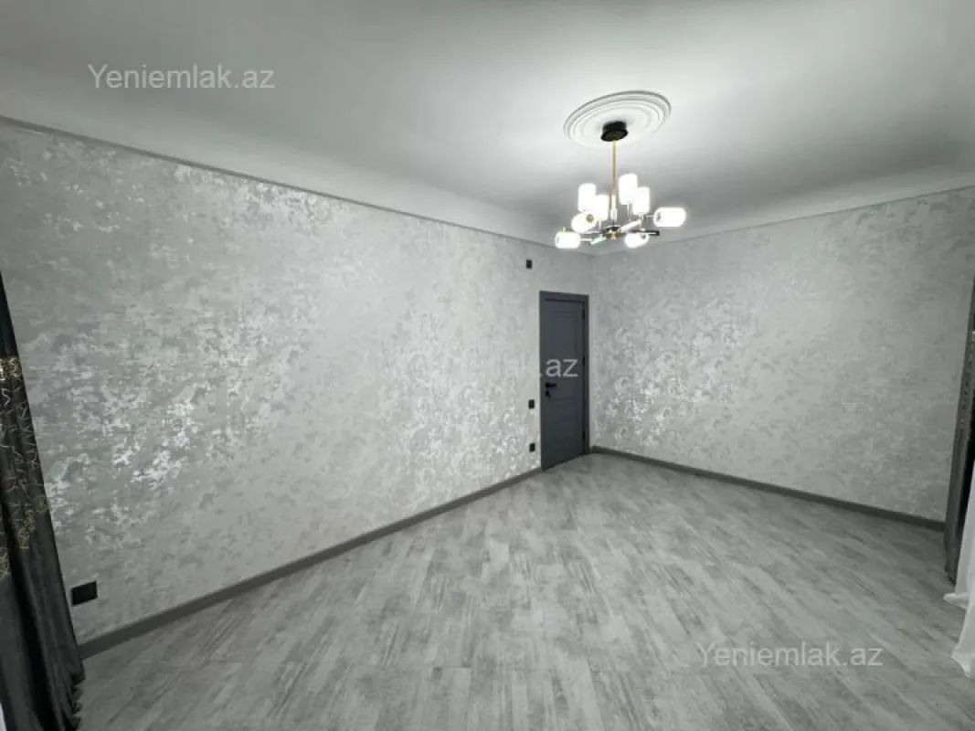 Satılır 2 otaqlı köhnə tikili 55 m²