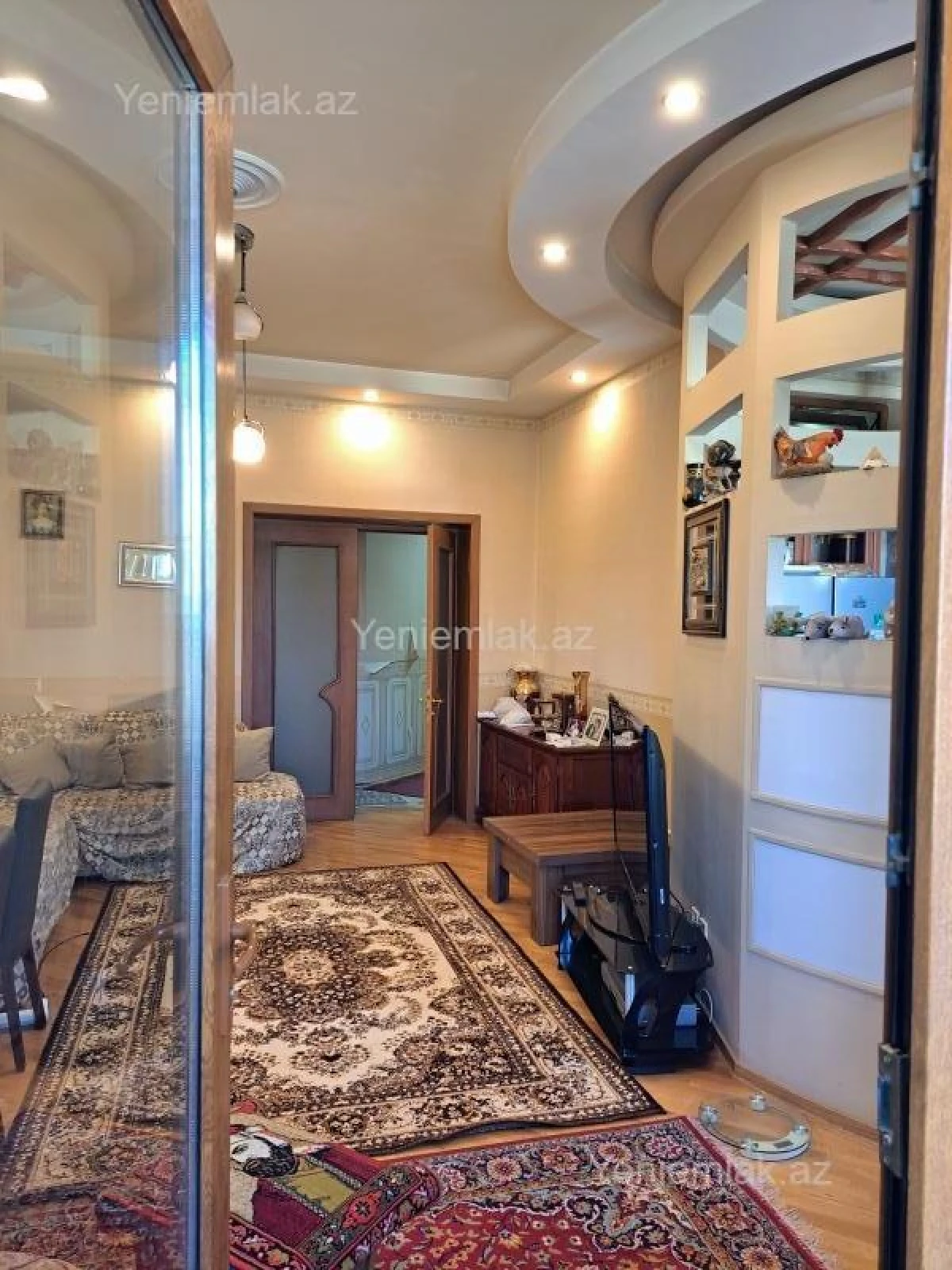 Satılır 4 otaqlı köhnə tikili 105 m²