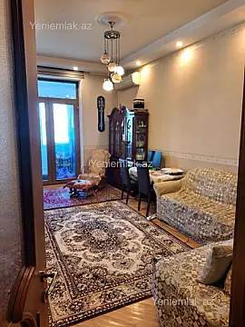 Satılır 4 otaqlı köhnə tikili 105 m² — Bakı 4 otaq 105.00 m²