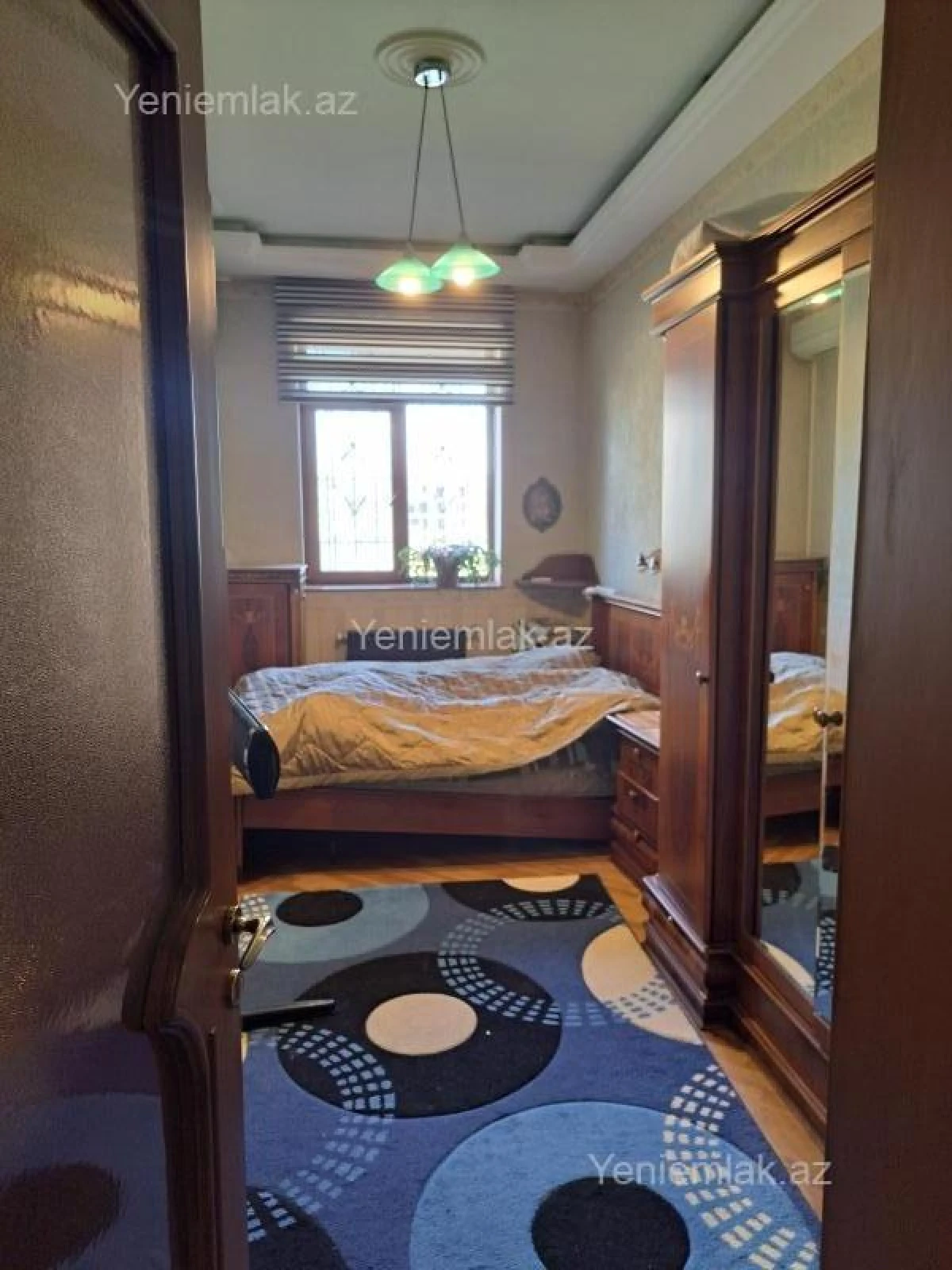 Satılır 4 otaqlı köhnə tikili 105 m²