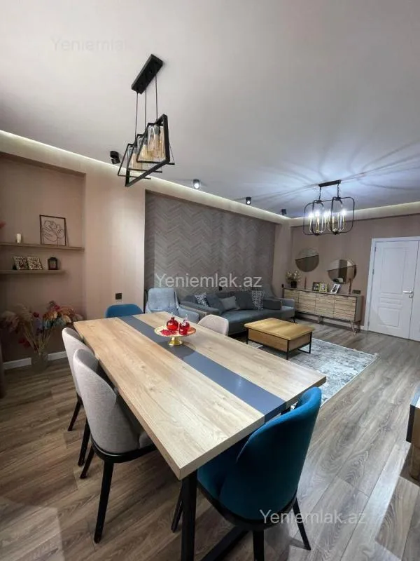 Satılır 3 otaqlı yeni tikili 131 m²