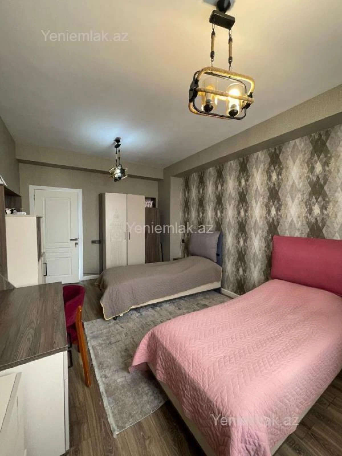 Satılır 3 otaqlı yeni tikili 131 m²