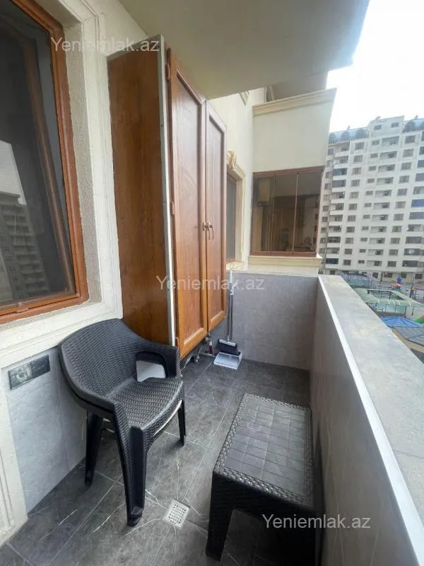 Satılır 3 otaqlı yeni tikili 131 m²