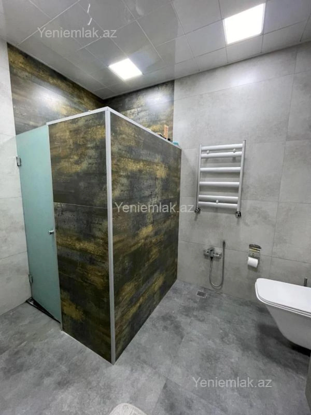 Satılır 3 otaqlı yeni tikili 131 m²