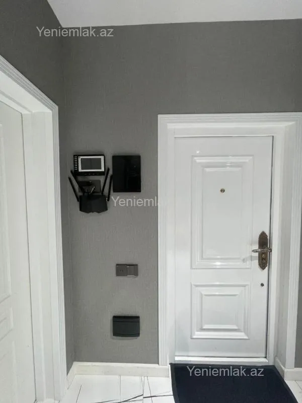 Satılır 3 otaqlı yeni tikili 131 m²