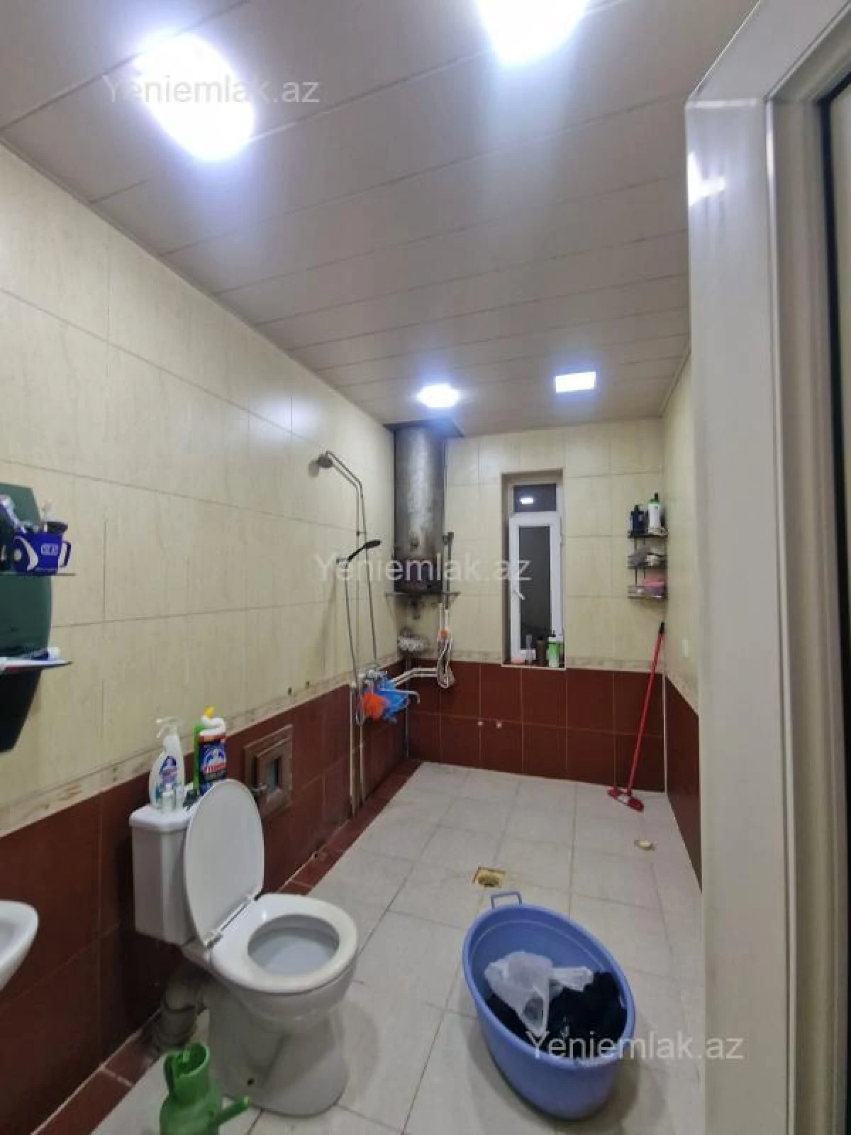Satılır 7 otaqlı həyət evi 210 m²