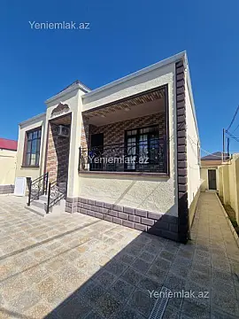 Satılır 4 otaqlı həyət evi 121 m²