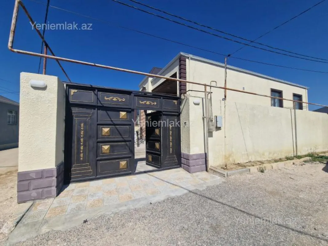 Satılır 4 otaqlı həyət evi 121 m²