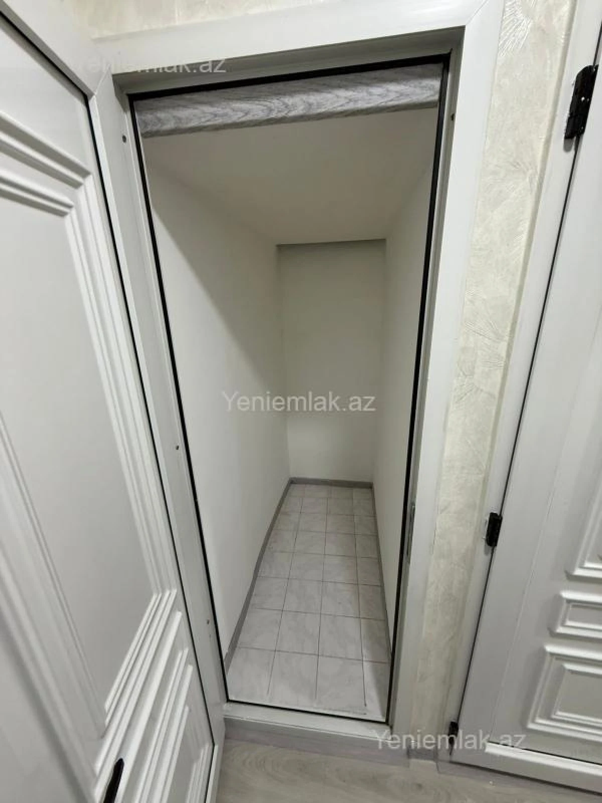 Satılır 2 otaqlı köhnə tikili 70 m²