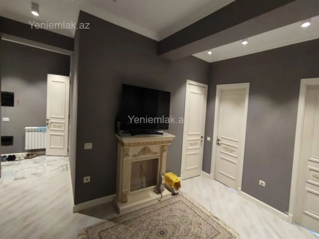 Satılır 3 otaqlı yeni tikili 85 m²